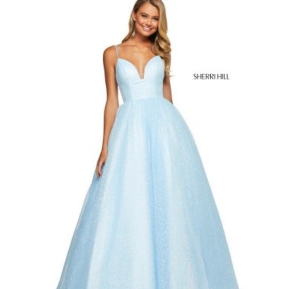 Prom gown